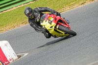 enduro-digital-images;event-digital-images;eventdigitalimages;mallory-park;mallory-park-photographs;mallory-park-trackday;mallory-park-trackday-photographs;no-limits-trackdays;peter-wileman-photography;racing-digital-images;trackday-digital-images;trackday-photos